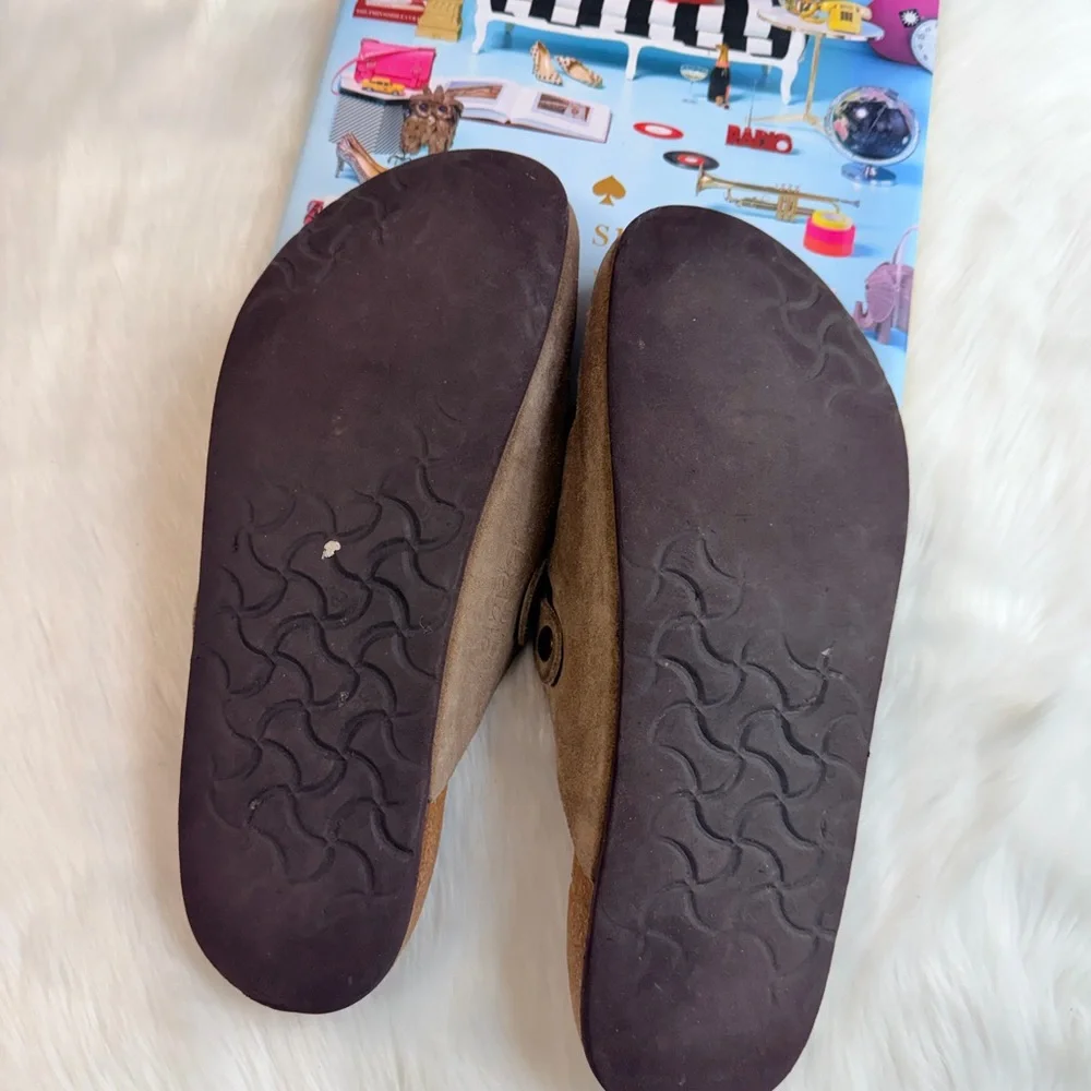 Birkenstock Tan Suede Men's Buckle Sandals